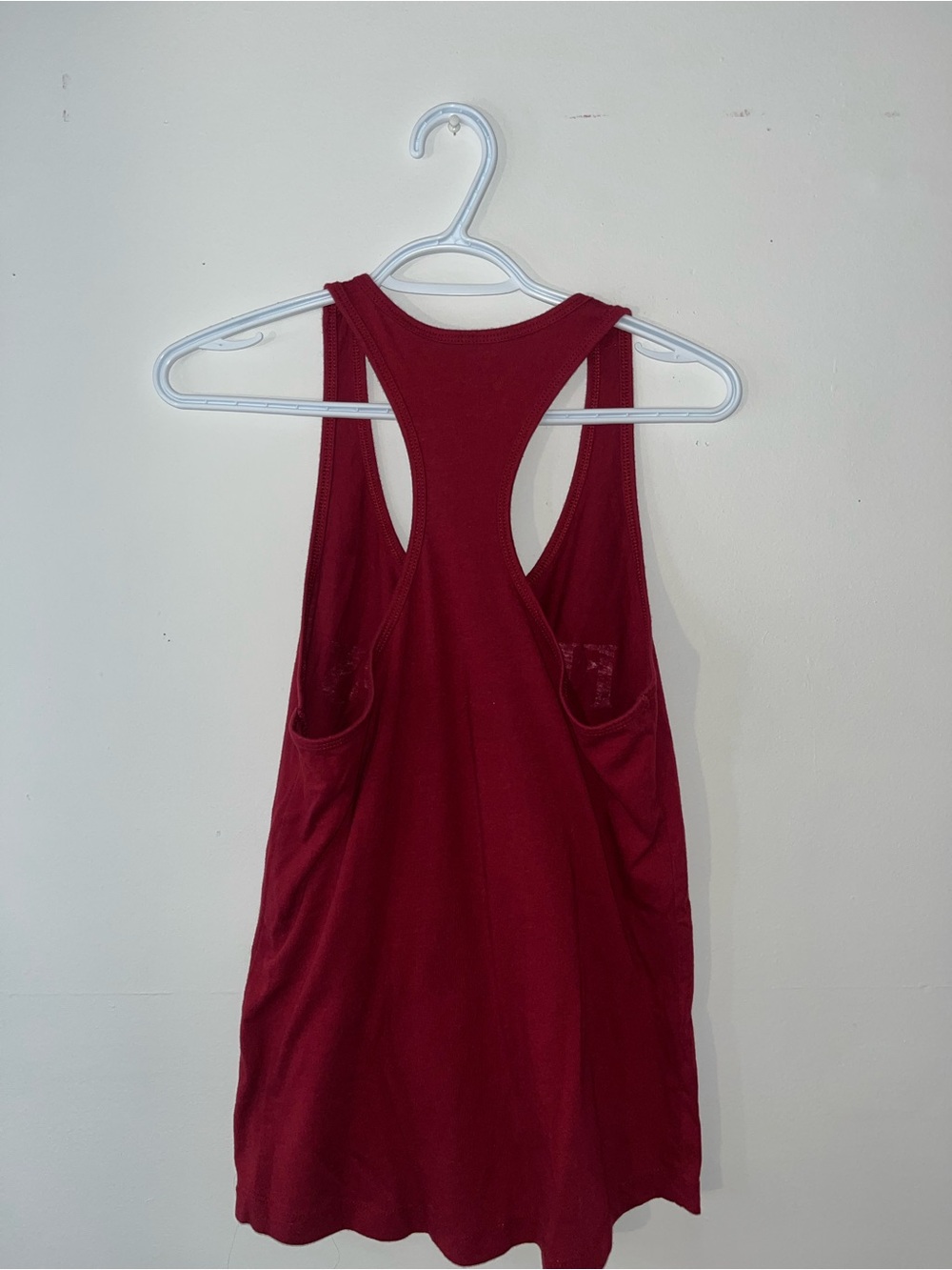 Hot Topic Women's Maroon Racerback Tank with 'Friends Don't Lie' Print - Picture 3 of 3